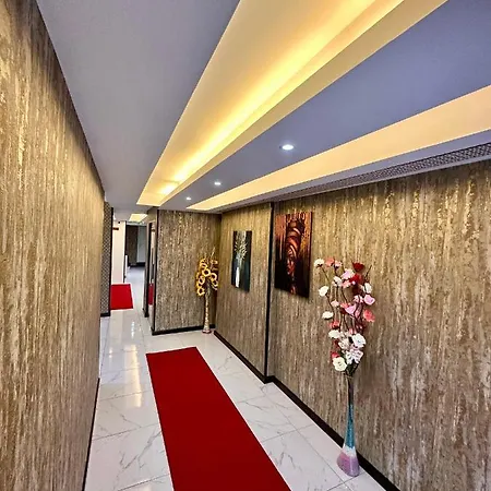 Отель Vander Valk