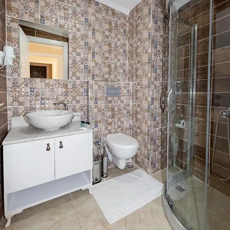 Hotel Vander Valk 2*