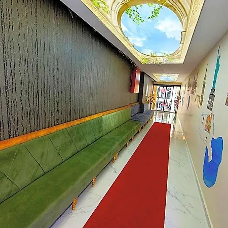 Vander Valk Istanbul