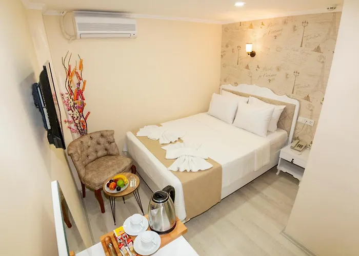 Vander Valk Hotel 2*