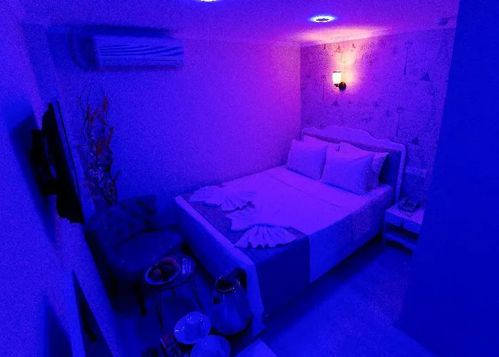 Vander Valk Hotel 2*